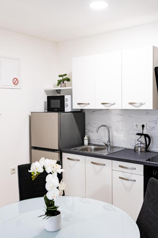 Apartmani Park Maksimir-Rebro 자그레브 외부 사진